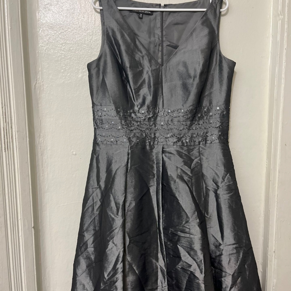 Jones Wear Dress